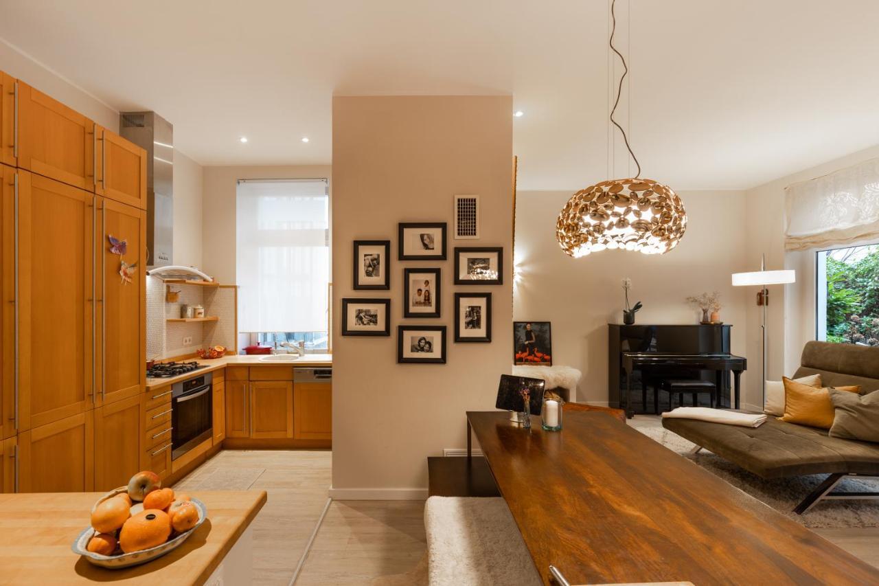 Luxury Townhouse With Garden - A Central Oasis Βερολίνο Εξωτερικό φωτογραφία